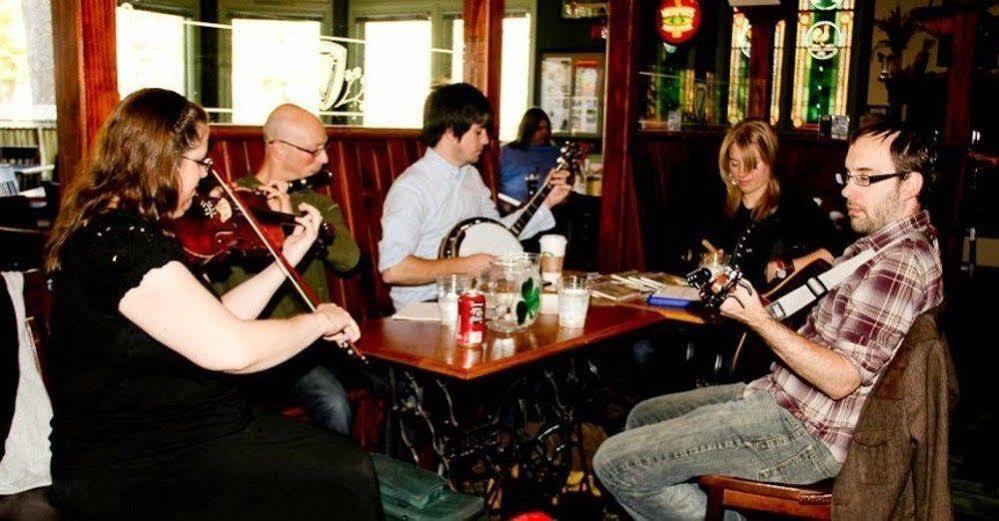 County Clare Inn Milwaukee Dış mekan fotoğraf