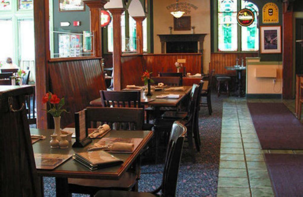 County Clare Inn Milwaukee Dış mekan fotoğraf